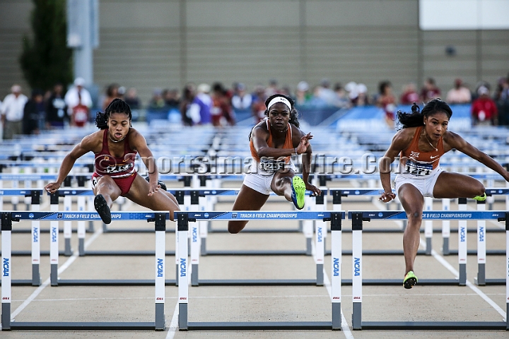 2018NCAAWestSatS-09.JPG - May 26, 2018; Sacramento, CA, USA; During the DI NCAA West Preliminary Round at California State University. Mandatory Credit: Spencer Allen-USA TODAY Sports